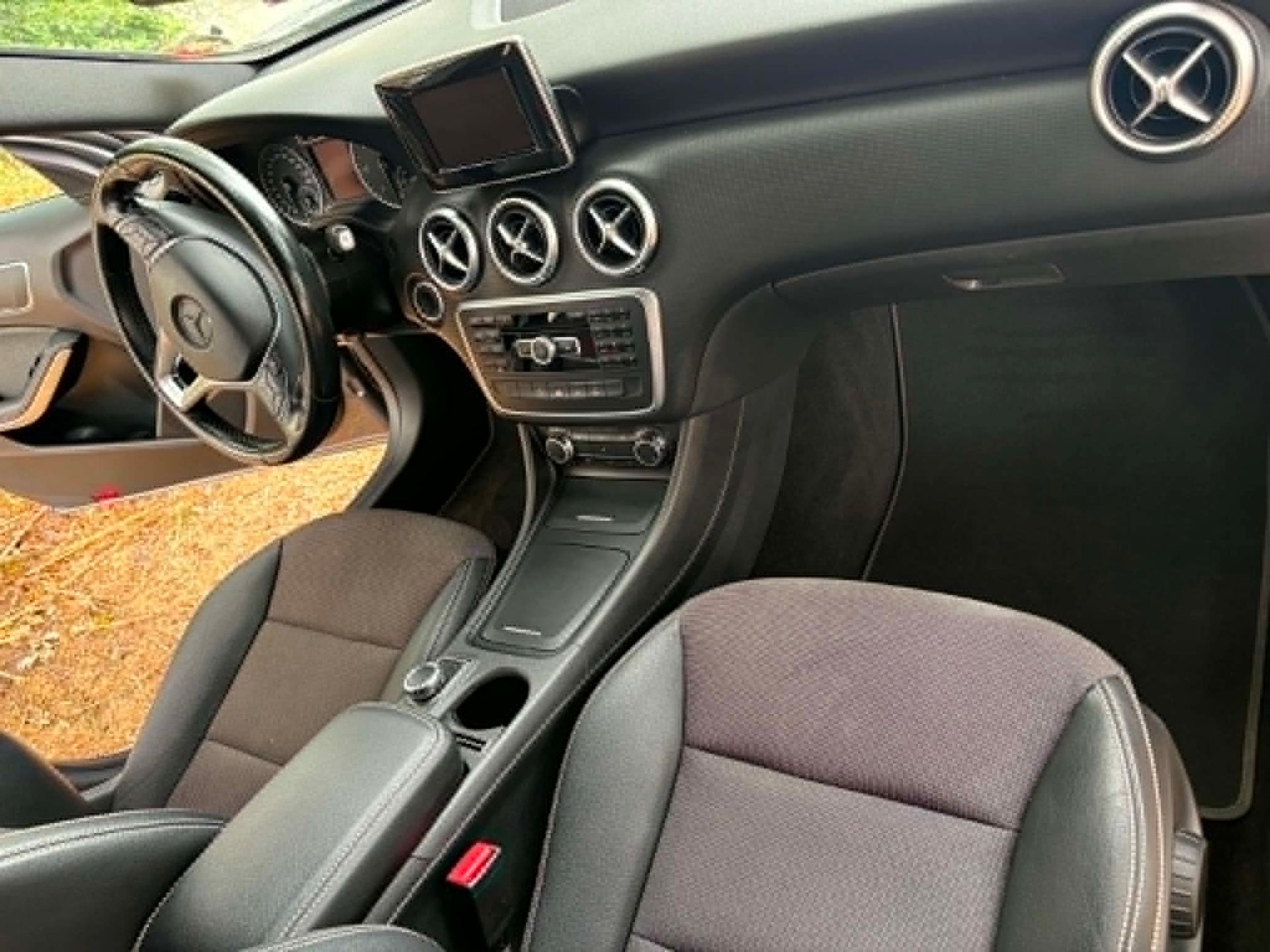 Intérieur de véhicule après remise au propre